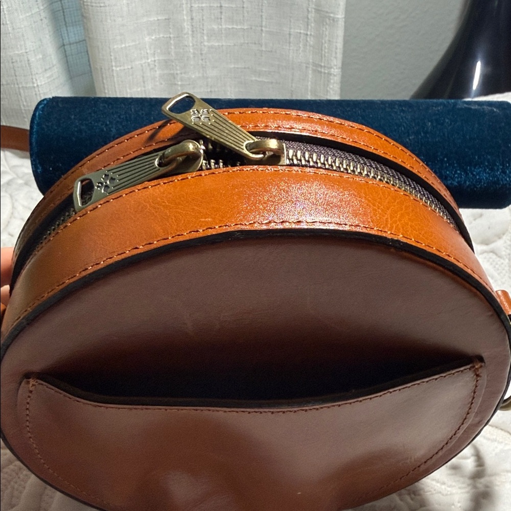 Patricia Nash Devonia Embossed Leather Round Bag - Picture 5 of 12